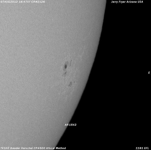 1668 07-aug-2012 tv102mm with 18mm ep light cirrus 007
