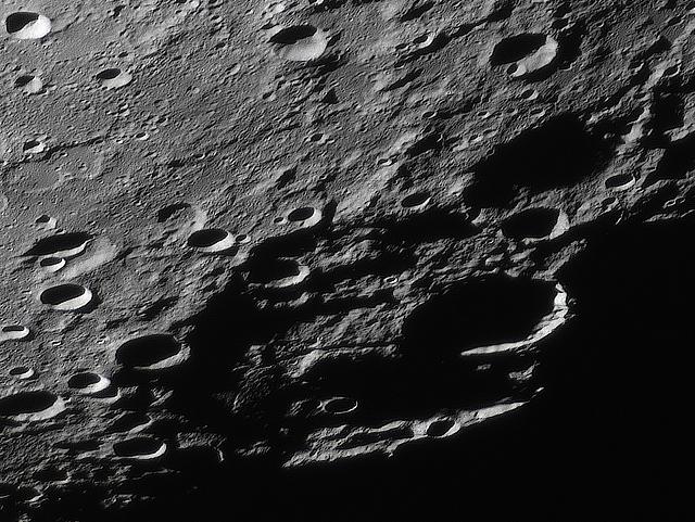 Janssen 2024-06-25-1009 4-U-L-Moon AS P30 lapl6 ap339 DeconL View frames 16b AI Janssen-DC