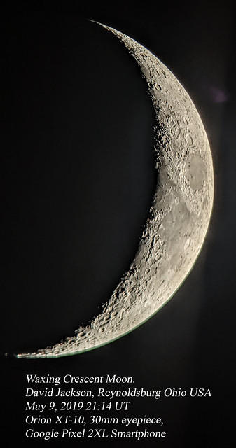 Waxing-Crecent-Moon 2019-05-08-2114