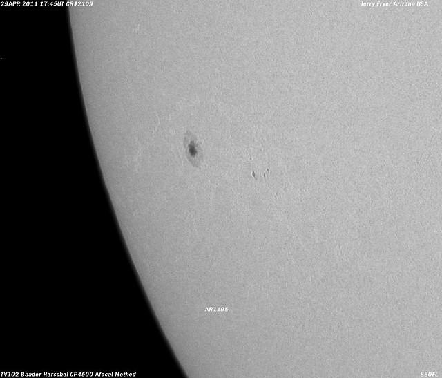 1323 29-apr-2011 tv102mm with 18mm ep clear and windy 017
